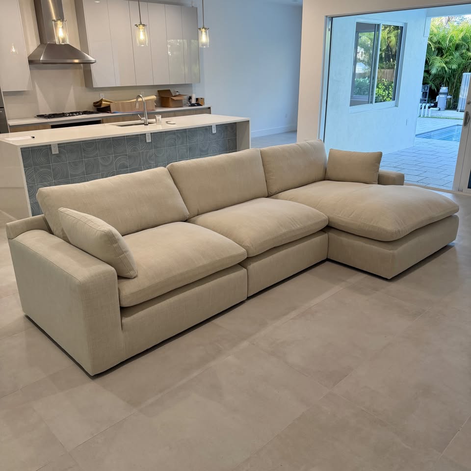 Elyza 3-Piece Right-Arm Chaise Sectional